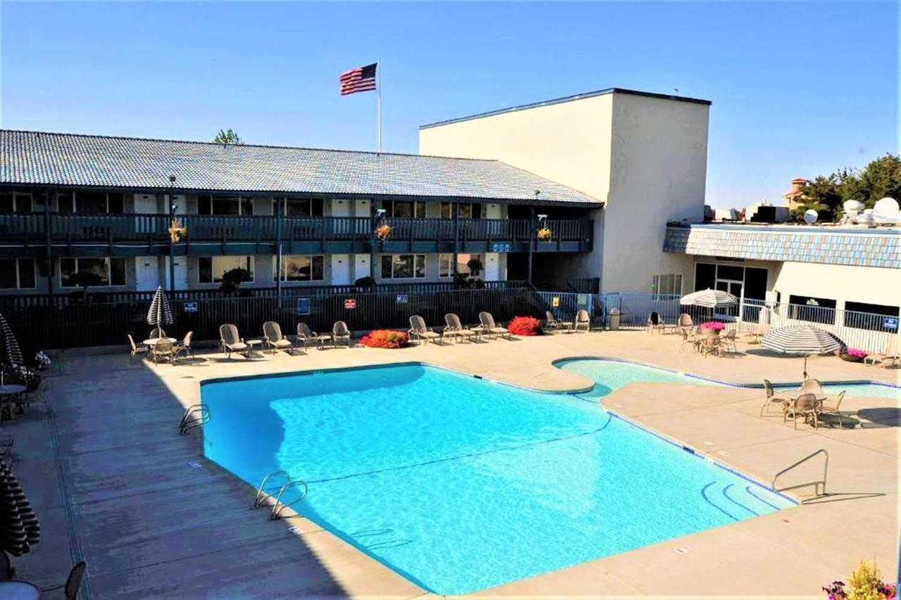 Richland Riverfront Hotel And Conference Center, Ascend Hotel Collection Buitenkant foto