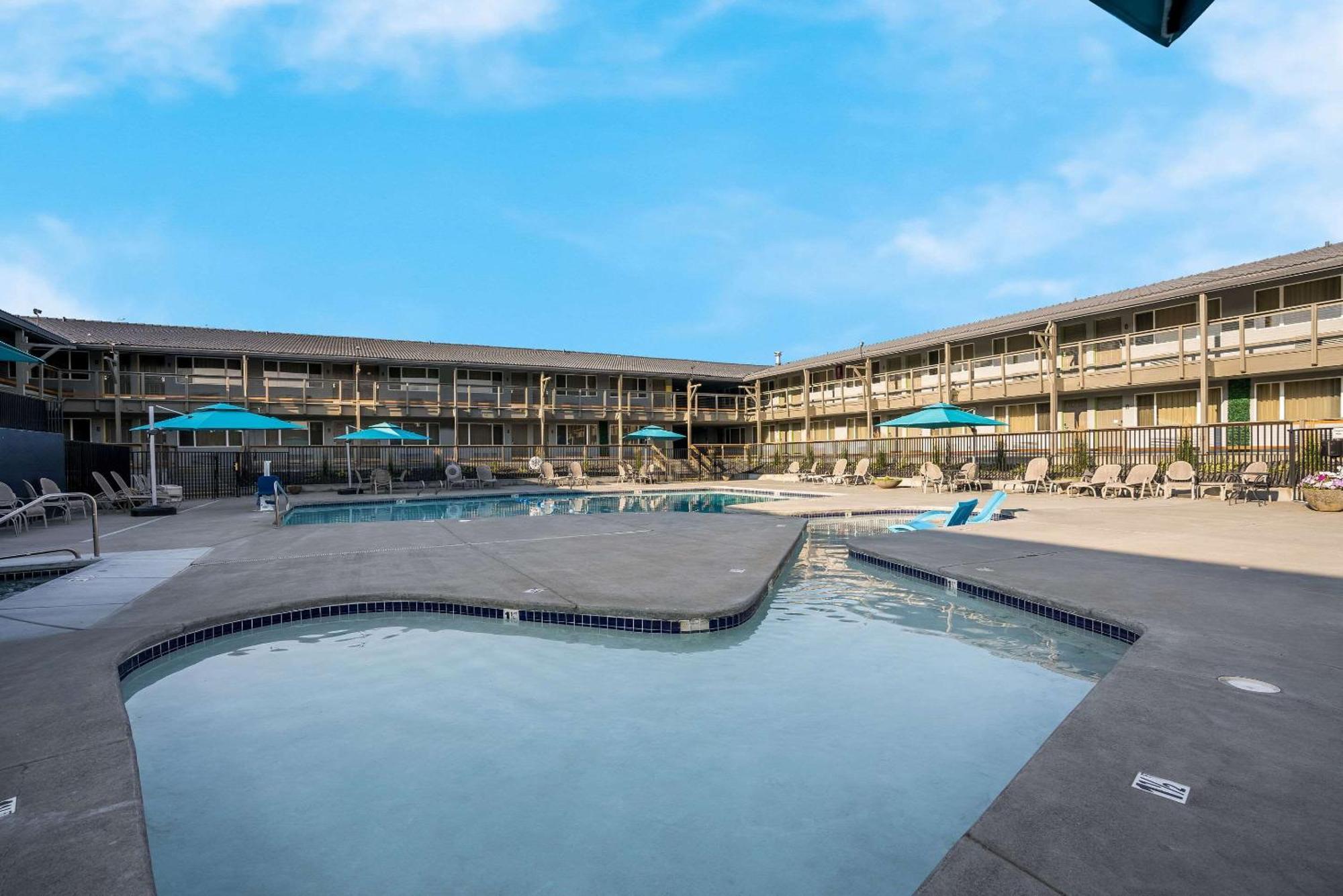 Richland Riverfront Hotel And Conference Center, Ascend Hotel Collection Buitenkant foto